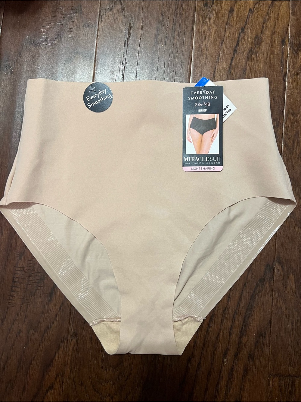 Miraclesuit Light Shaping Waistline Brief Style 2534P in Beige Size XL, MSRP $24